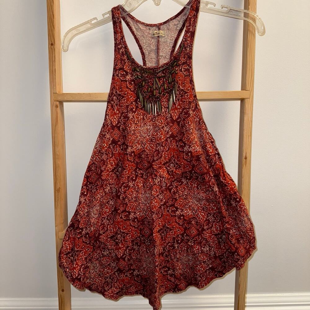 Hollister Tank